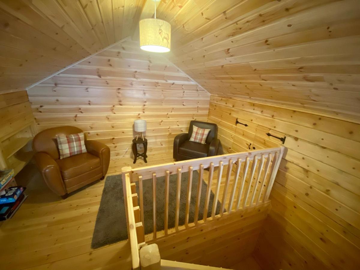 Pine Lodge Gorebridge Eksteriør billede